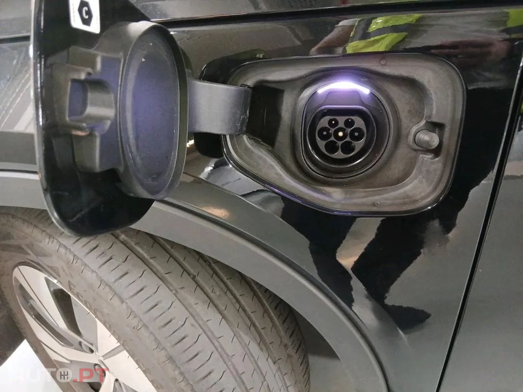 Volvo XC40 1.5 T5 PHEV R-Design Expression