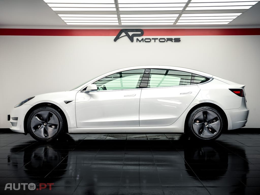 Tesla Model 3 Standard RWD Plus