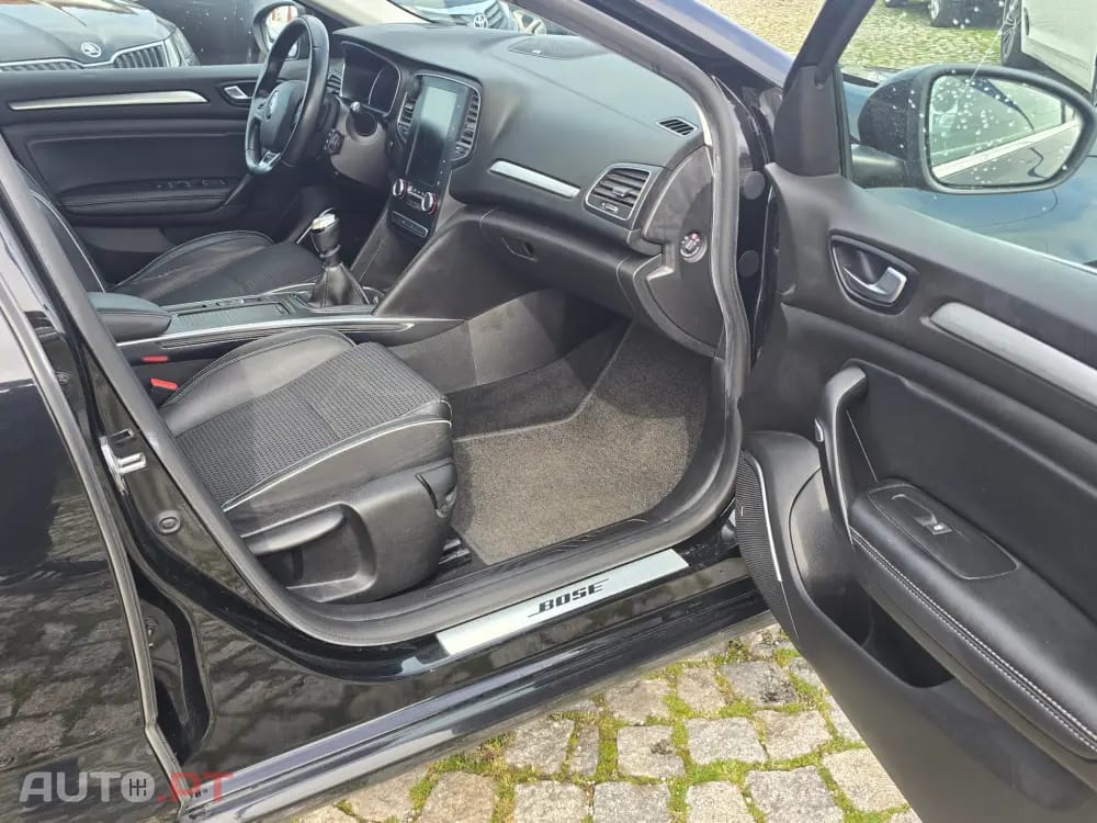 Renault Mégane 1.5 Blue dCi Bose Edition