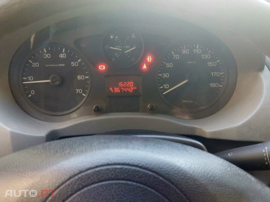 Citroen Jumpy 2.0 HDi L2H1 Semi-Vidrada