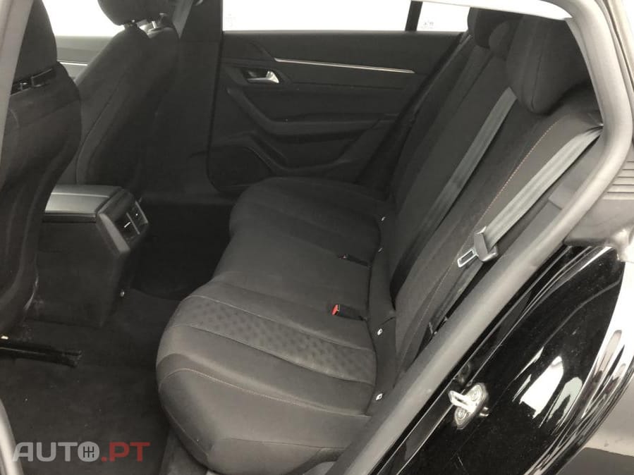 Peugeot 508 SW 1.6 Hybrid Active Pack e-EAT8