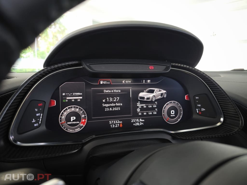 Audi R8 V10 plus 5.2 FSI quattro S tronic