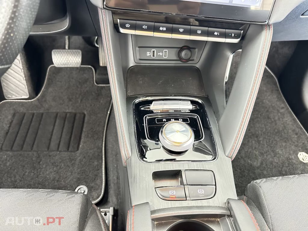 MG ZS EV 51kWh I.V.A DEDUTIVEL 