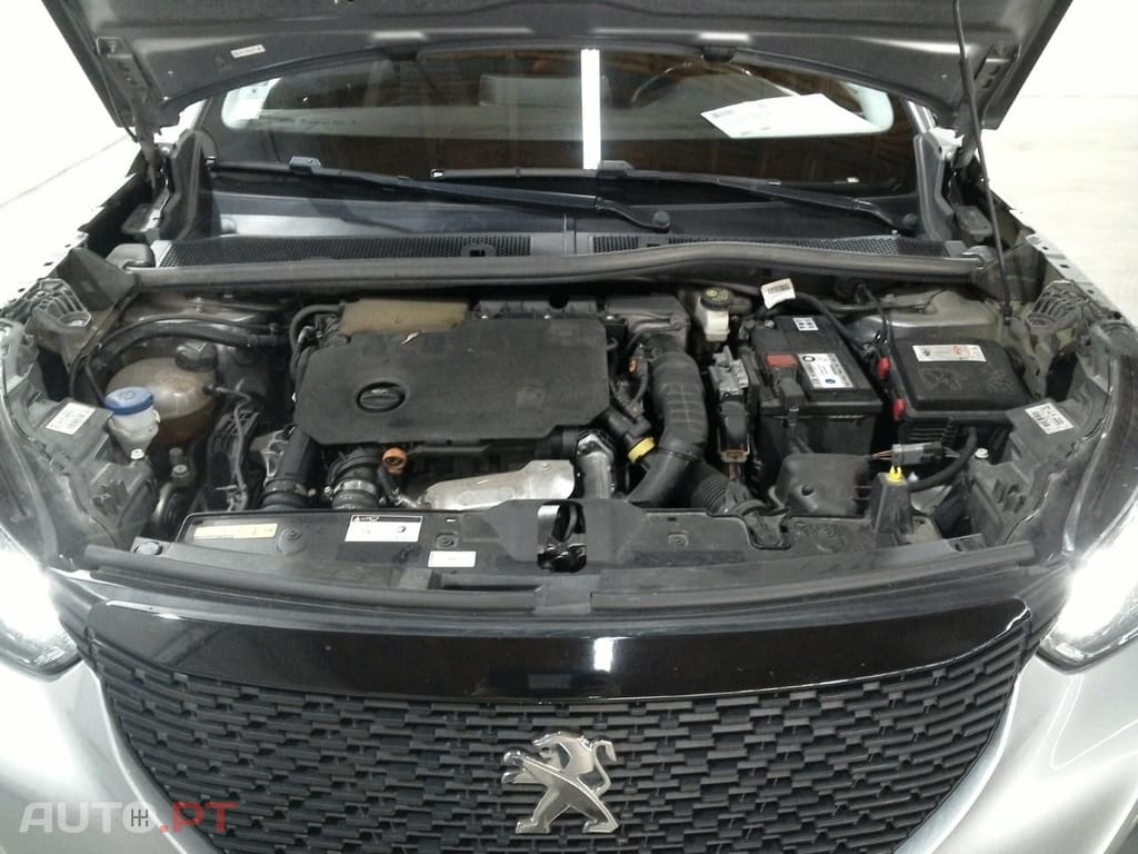 Peugeot 2008 1.5 BlueHDi Active Pack
