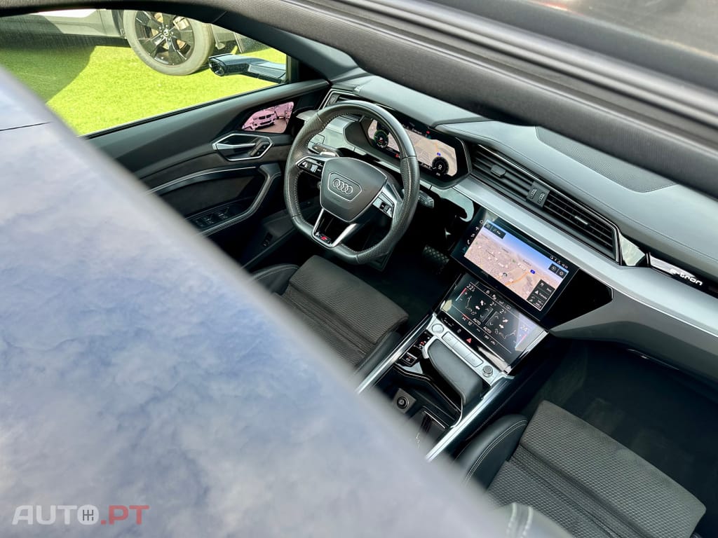 Audi E-Tron 55 quattro S line