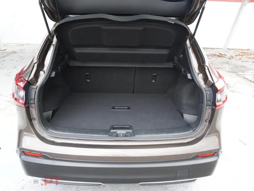 Nissan Qashqai 1.5 dCi Tekna 19 Pele