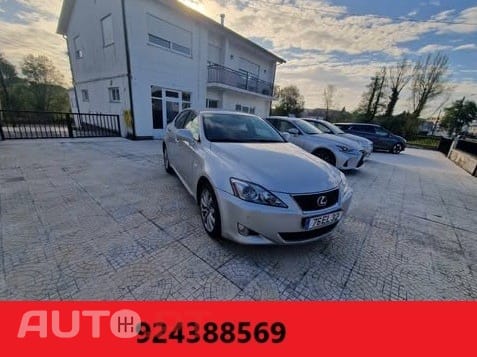 Lexus IS 220 d Base 11