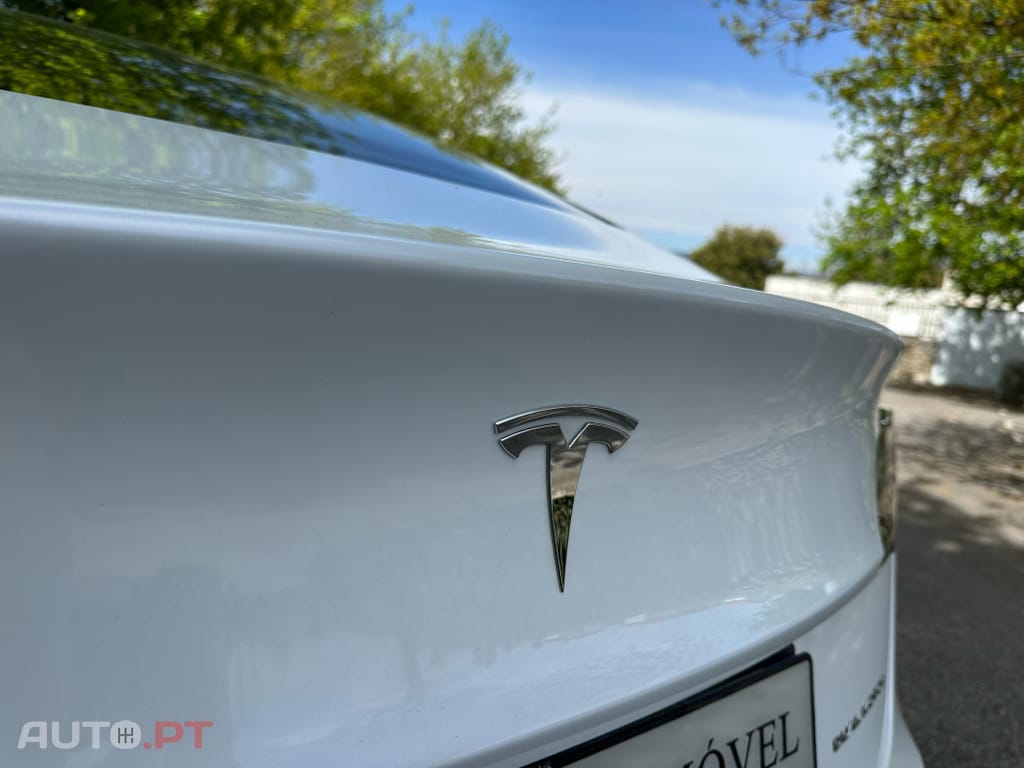 Tesla Model 3 Long Range Tração Integral