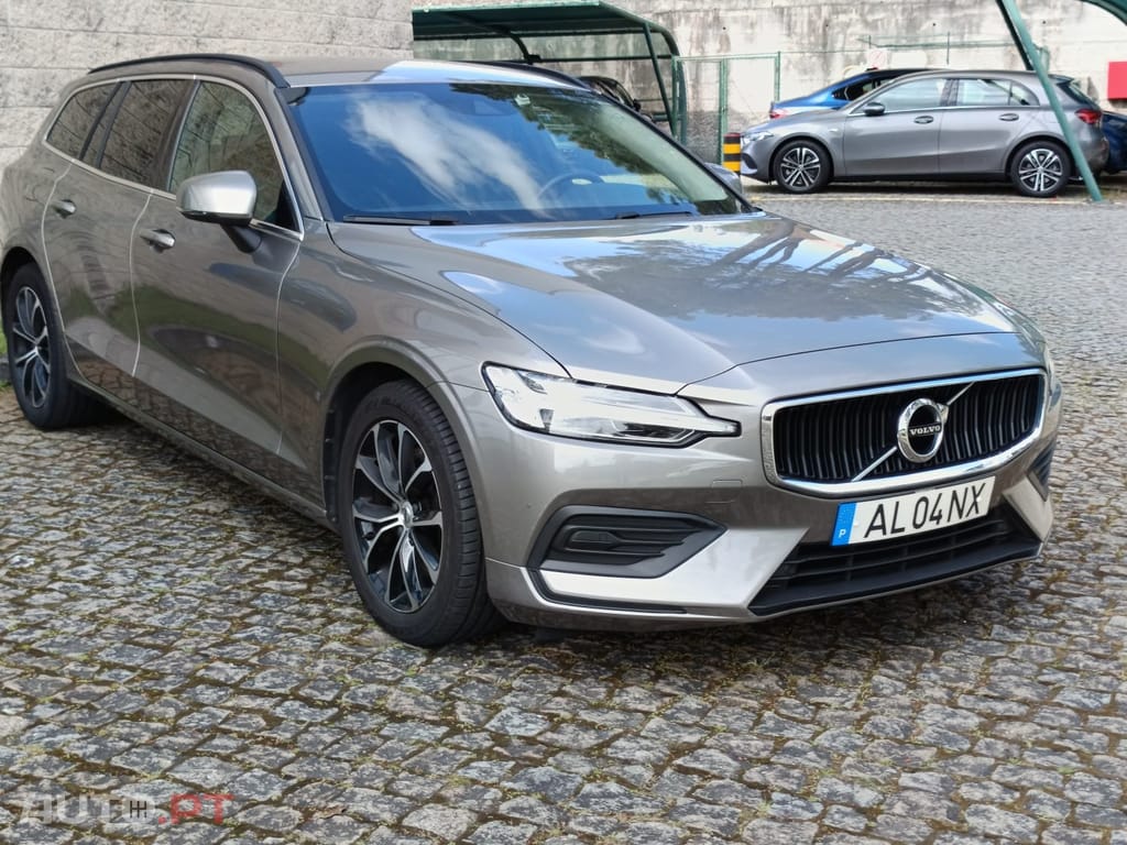 Volvo V60 2.0 B4 Momentum Plus Geartronic