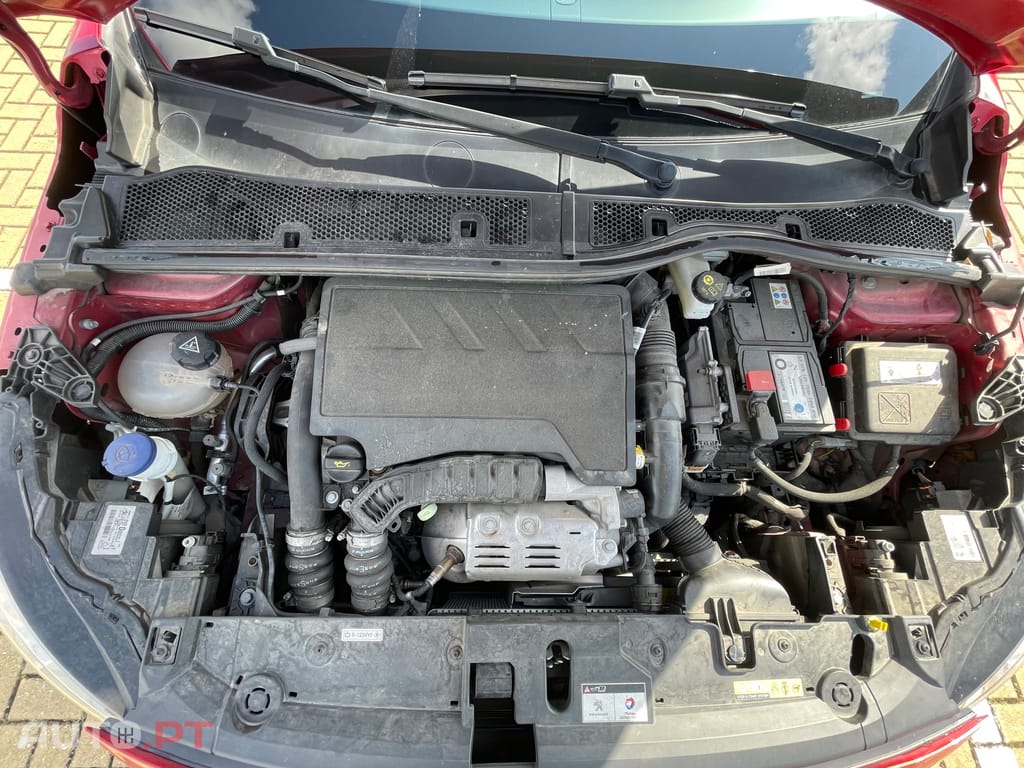 Peugeot 208 Allure Pack 1.2 Puretech