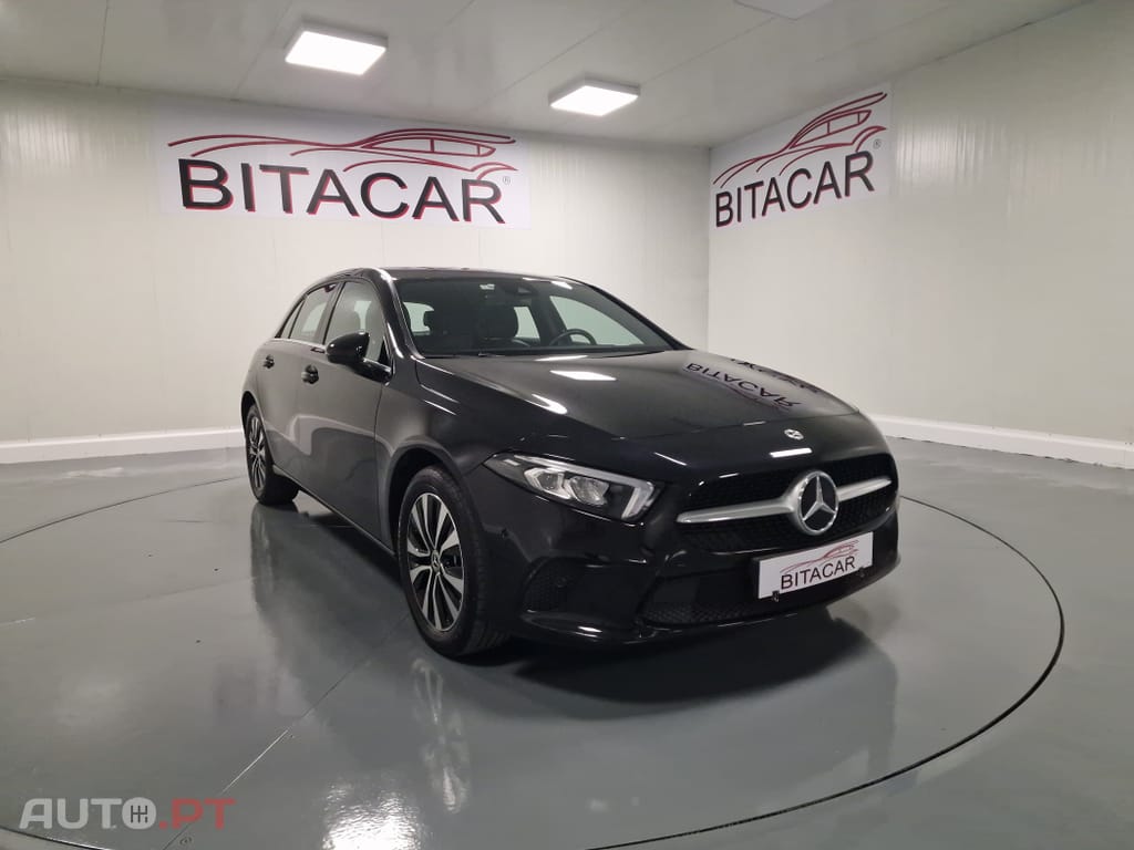 Mercedes-Benz A 250 E STYLE PLUS Hibrido Plug-In