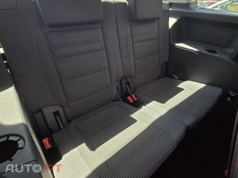 Volkswagen Touran 2.0 TDI Blue.Highline 7L