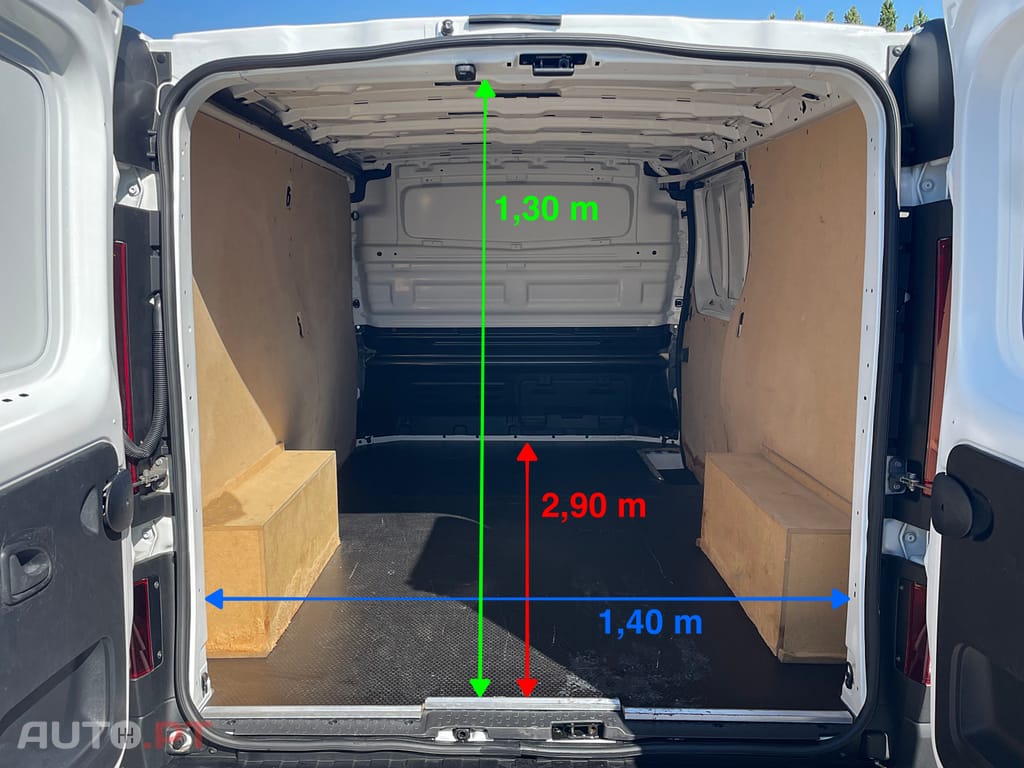 Renault Trafic 2.0 dCi Longa IVA Dedutível