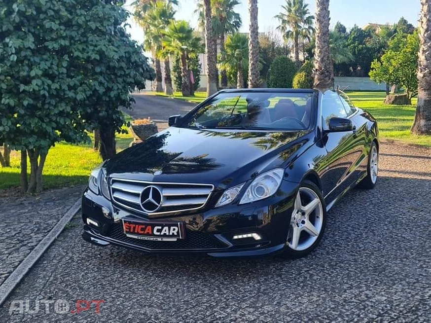 Mercedes-Benz E 220 Outro