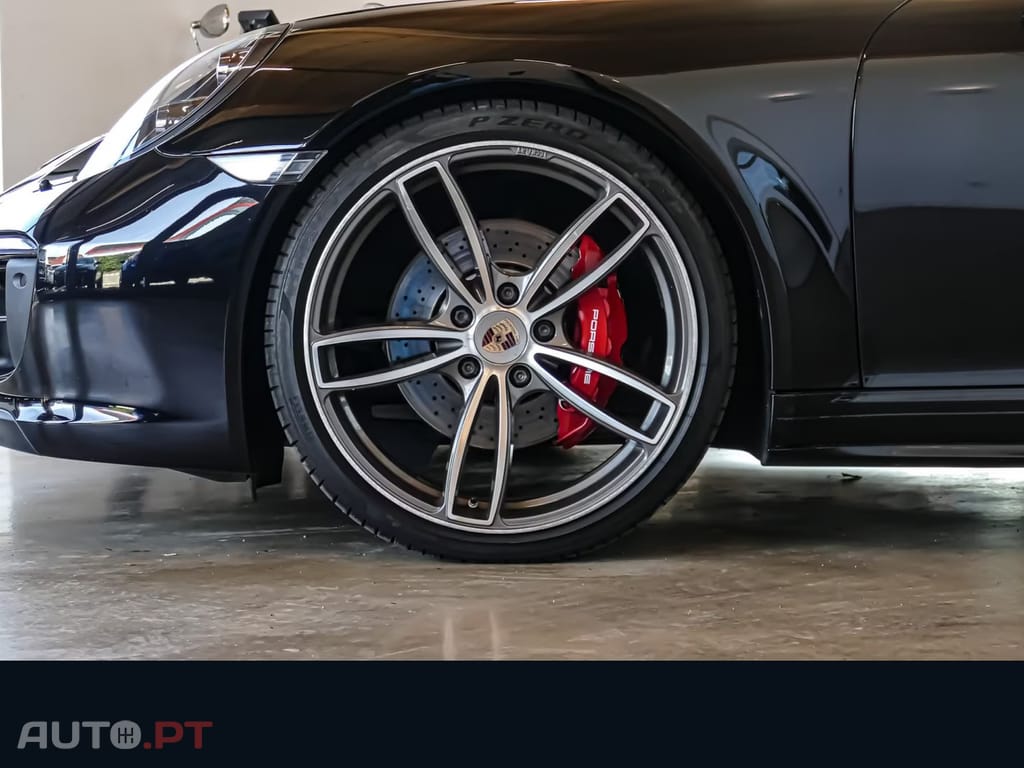 Porsche 911 Carrera 4 S Sport