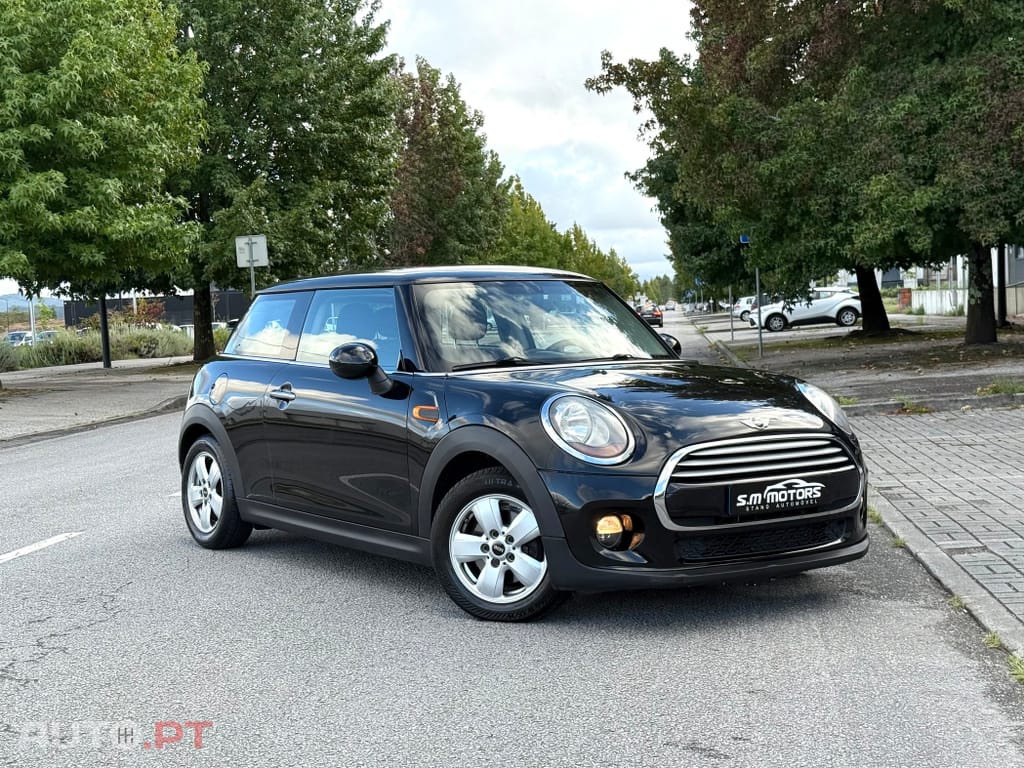MINI Cooper Cooper D