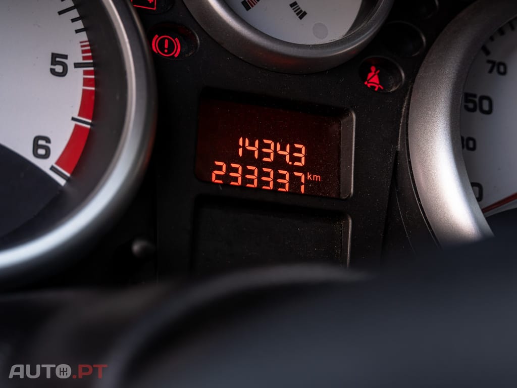 Peugeot 207 1.4 HDi