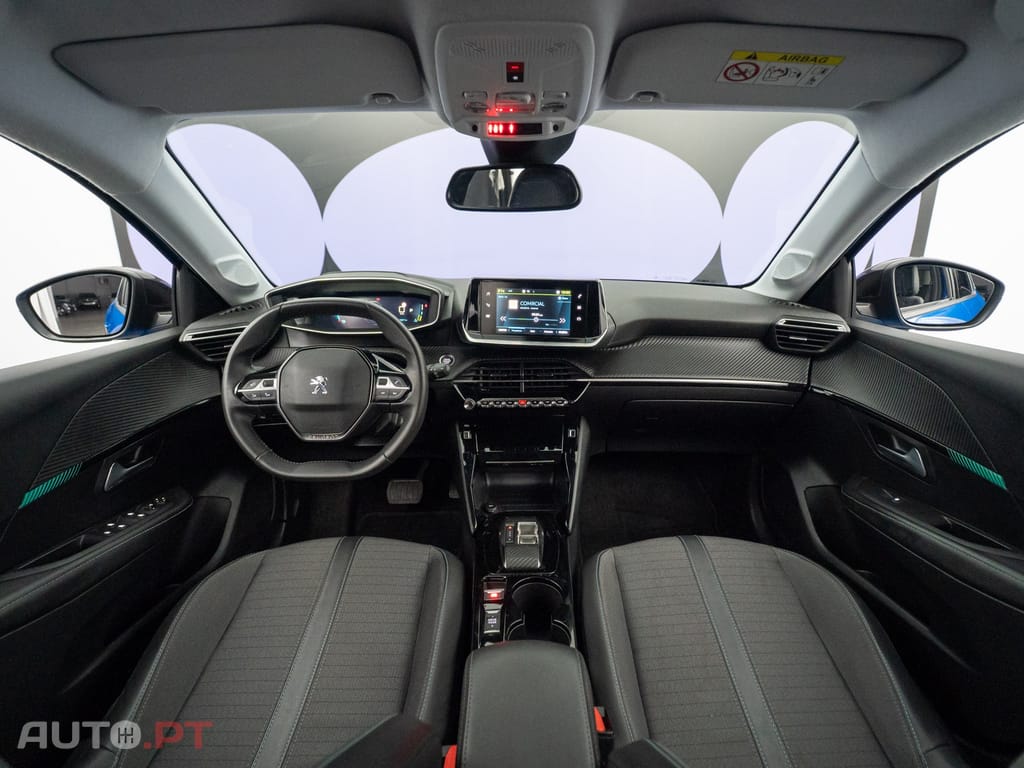 Peugeot E-208 50 kWh Allure Pack