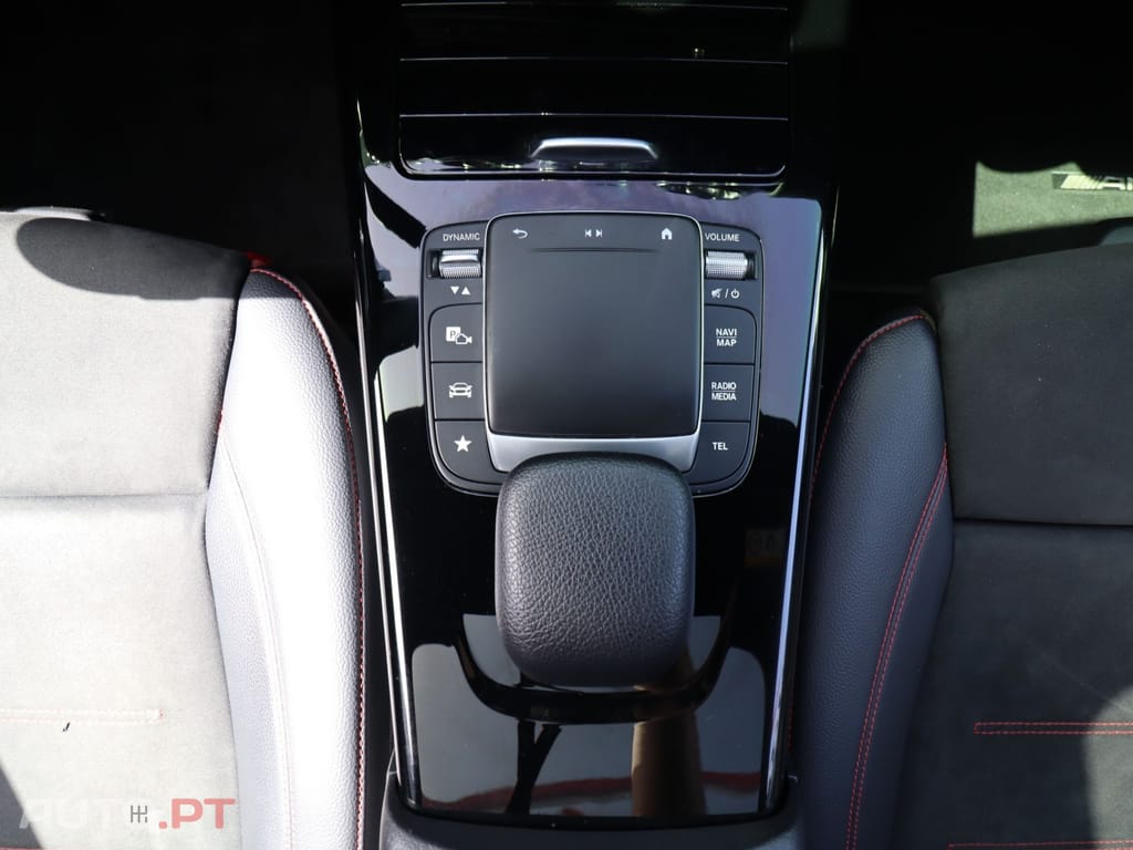 Mercedes-Benz A 250 AMG LINE