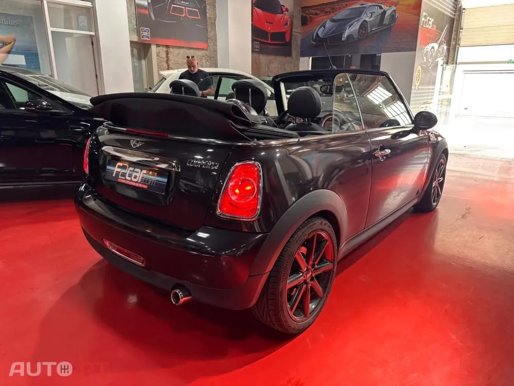 MINI Cooper Cooper D