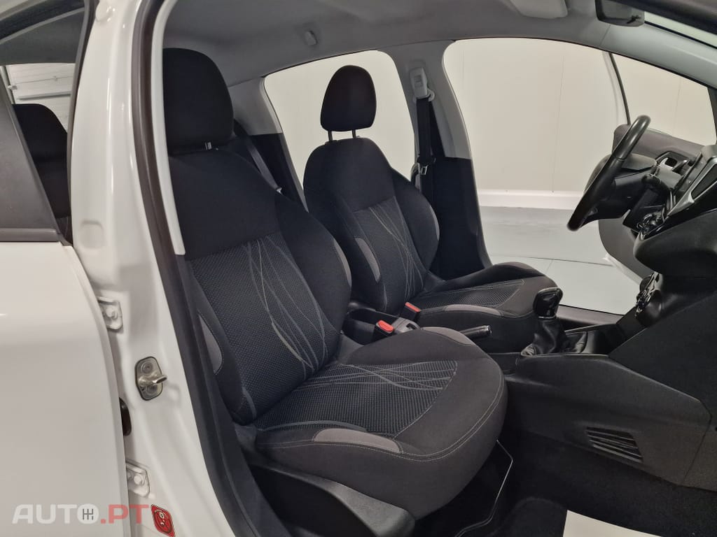 Peugeot 208 1.4 HDi Active