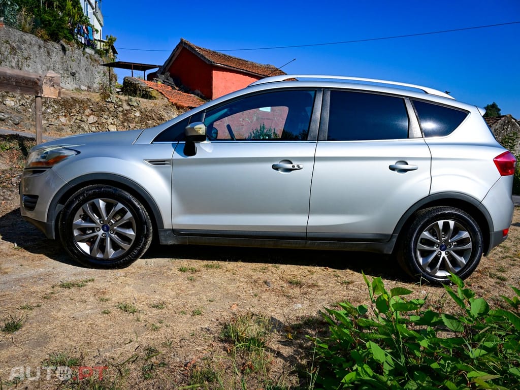 Ford Kuga 2.0 TDCi Titanium