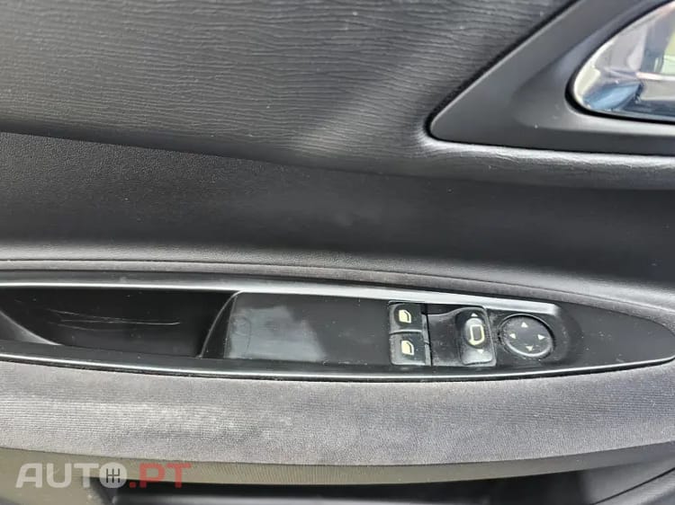 Citroen C4 1.4 16V SX