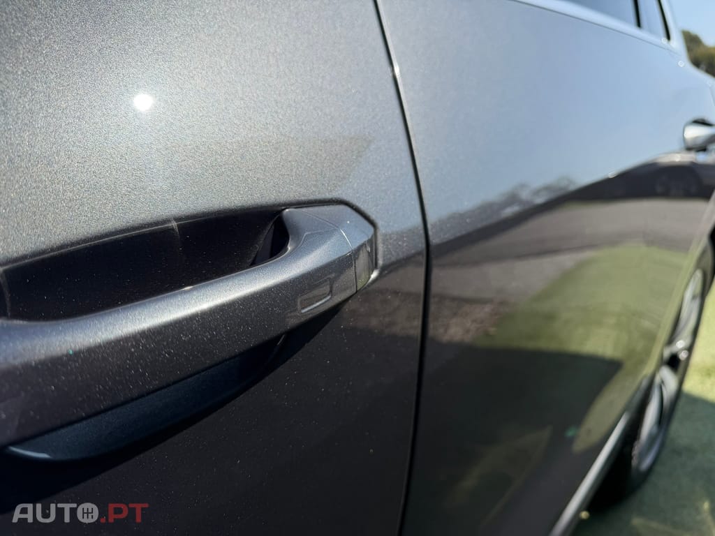 Audi Q8 E-Tron 50 quattro S line
