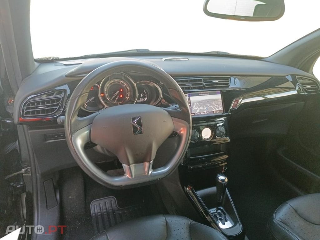 DS DS3 1.2 PureTech Dark Light