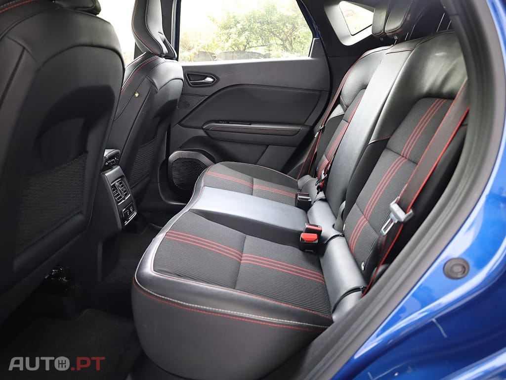 Renault Captur 1.0 TCe RS Line