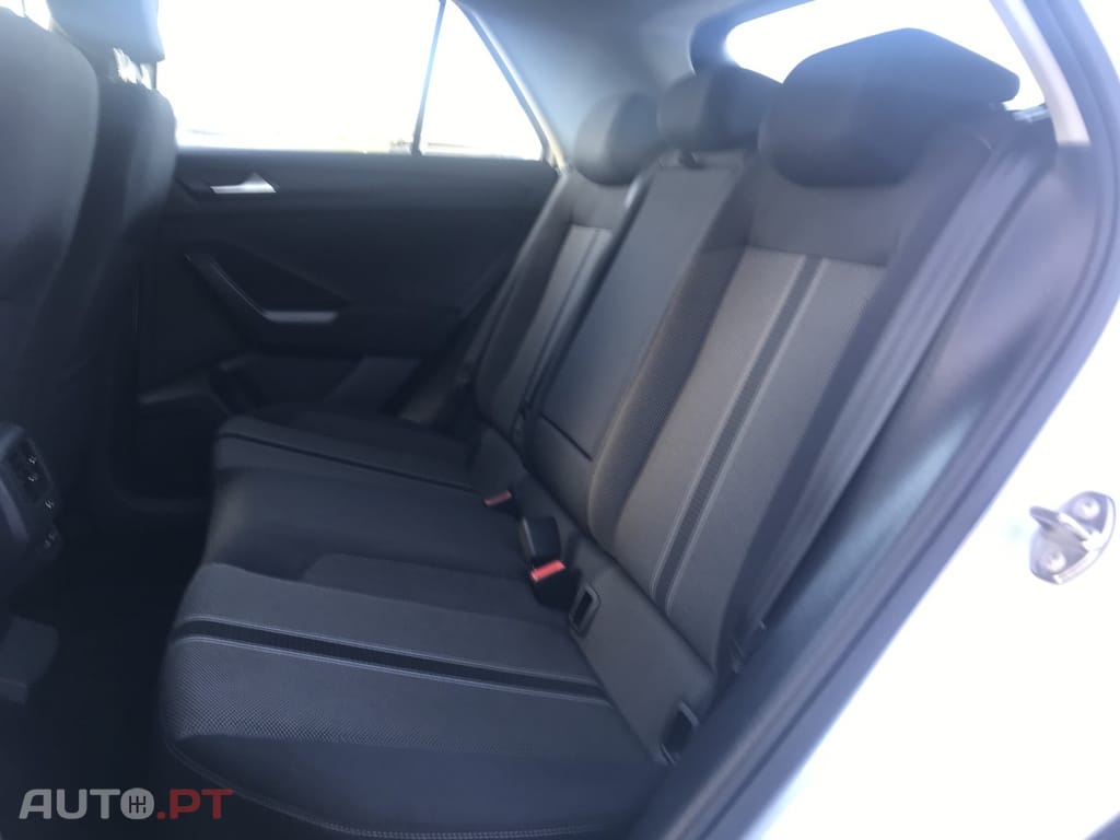 Volkswagen T-Roc 1.0 TSI Conceptline