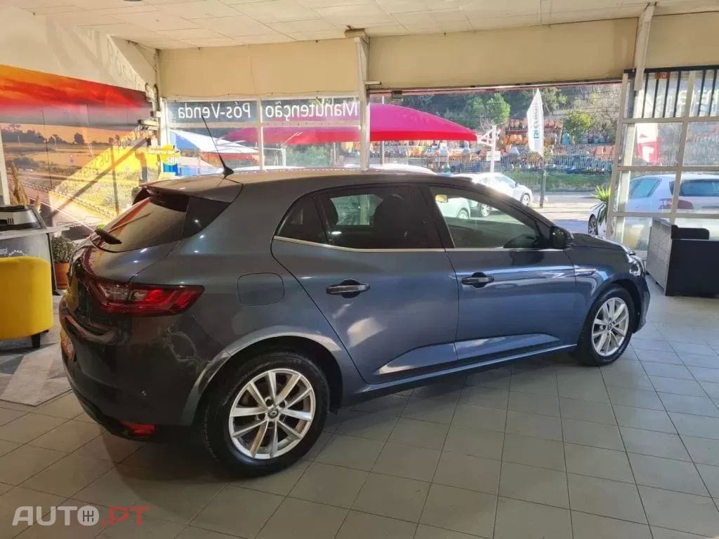 Renault Mégane 1.2 TCE INTENSE
