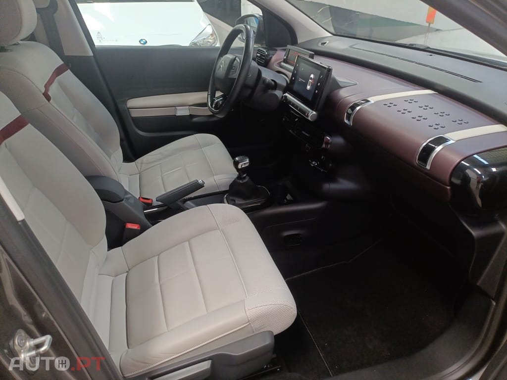 Citroen C4 Cactus PureTech 130 Stop&Start Shine