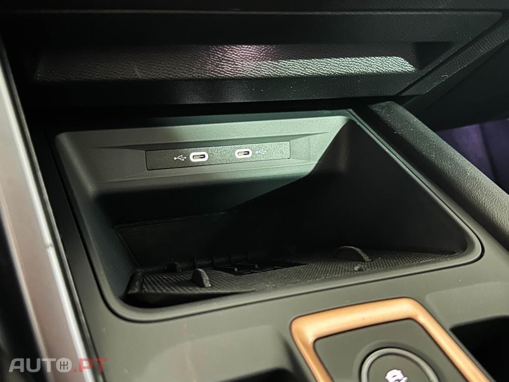Cupra Formentor 1.5 e-Hybrid DSG VZ Black Edition