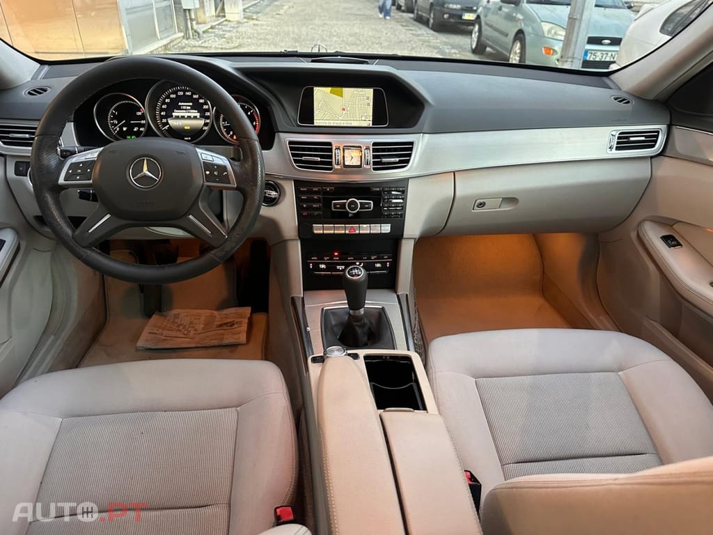 Mercedes-Benz E 220 CDI