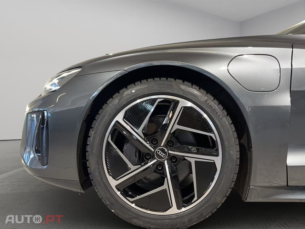 Audi E-Tron GT quattro