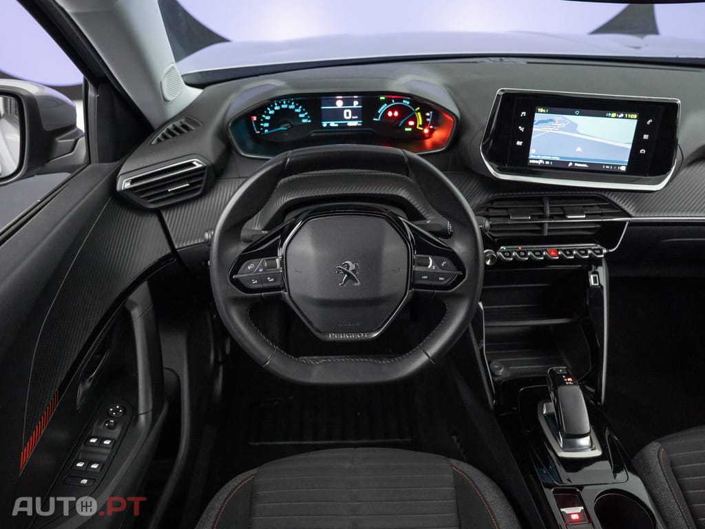 Peugeot E-2008 50 kWh Active Pack