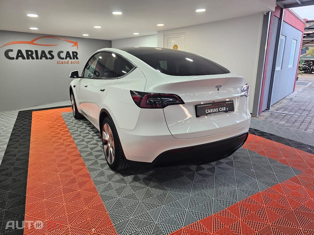 Tesla Model Y Tração Traseira