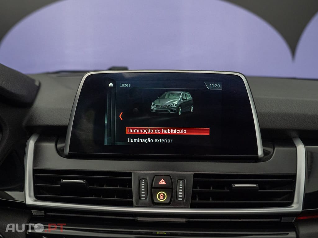 BMW 218 i 7L Line Luxury Auto