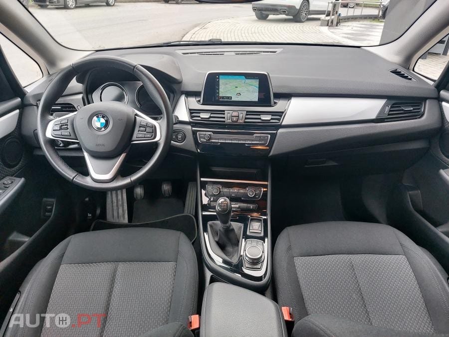 BMW 216 d  Advantage