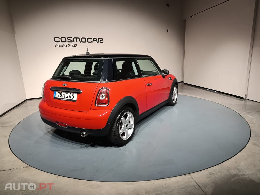 MINI Cooper 1.4i