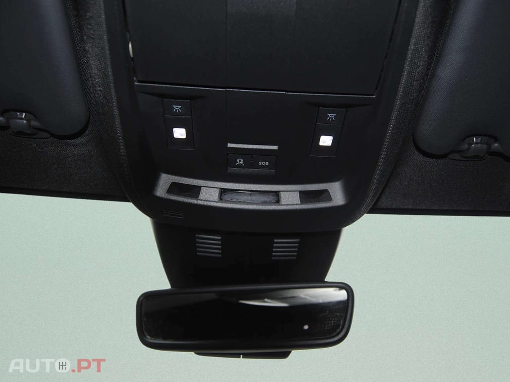 Peugeot 5008 1.2 Hybrid Allure e-DCS6