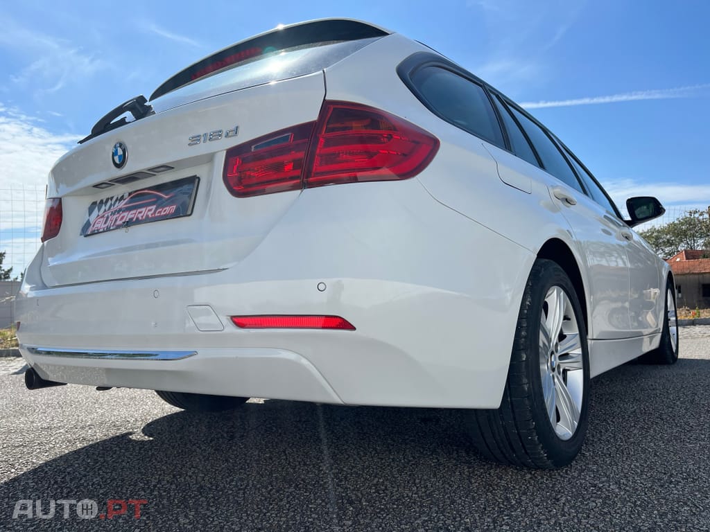 BMW 318 d Touring Sport Line