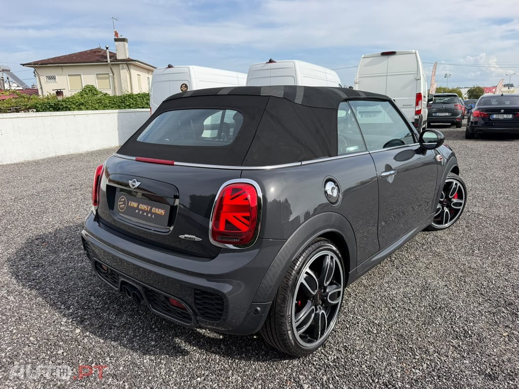 MINI Cabrio John Cooper Works