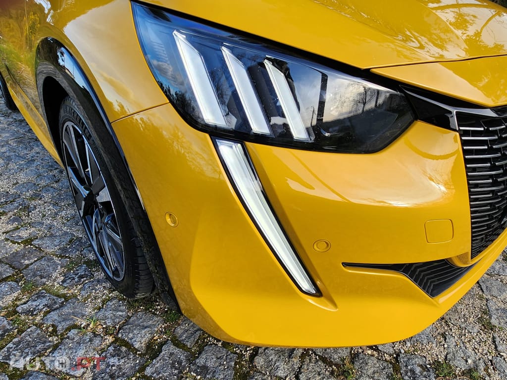 Peugeot 208 1.5 BlueHDi GT Line