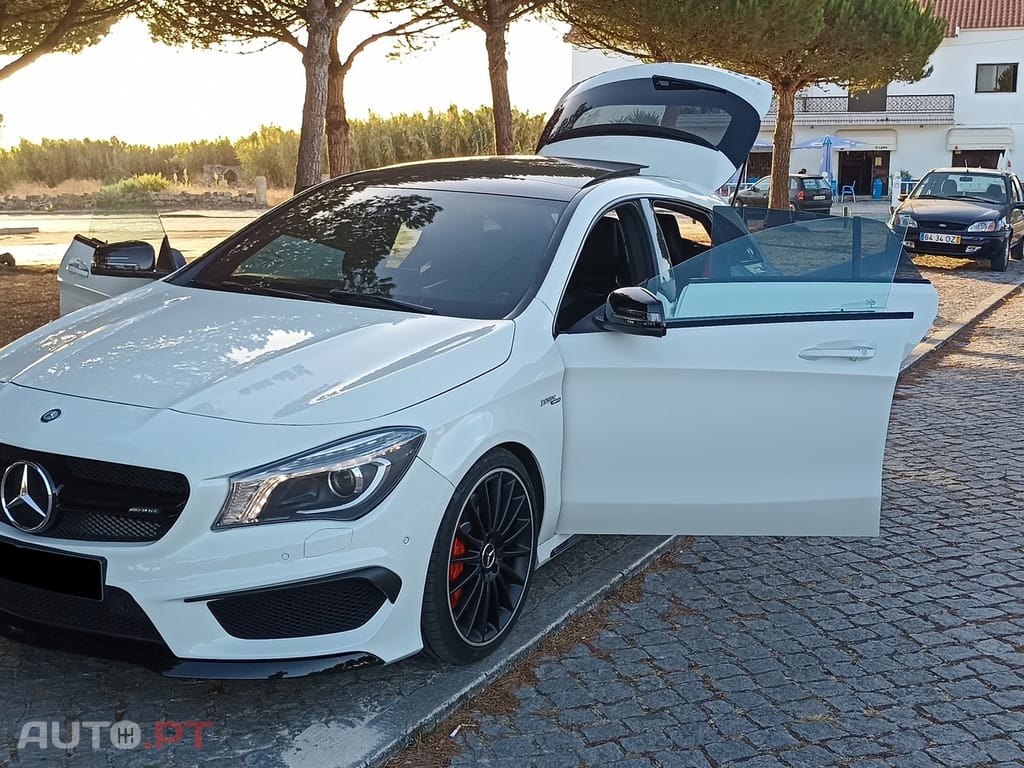 Mercedes-Benz CLA 45 AMG Shooting Brake 4-Matic