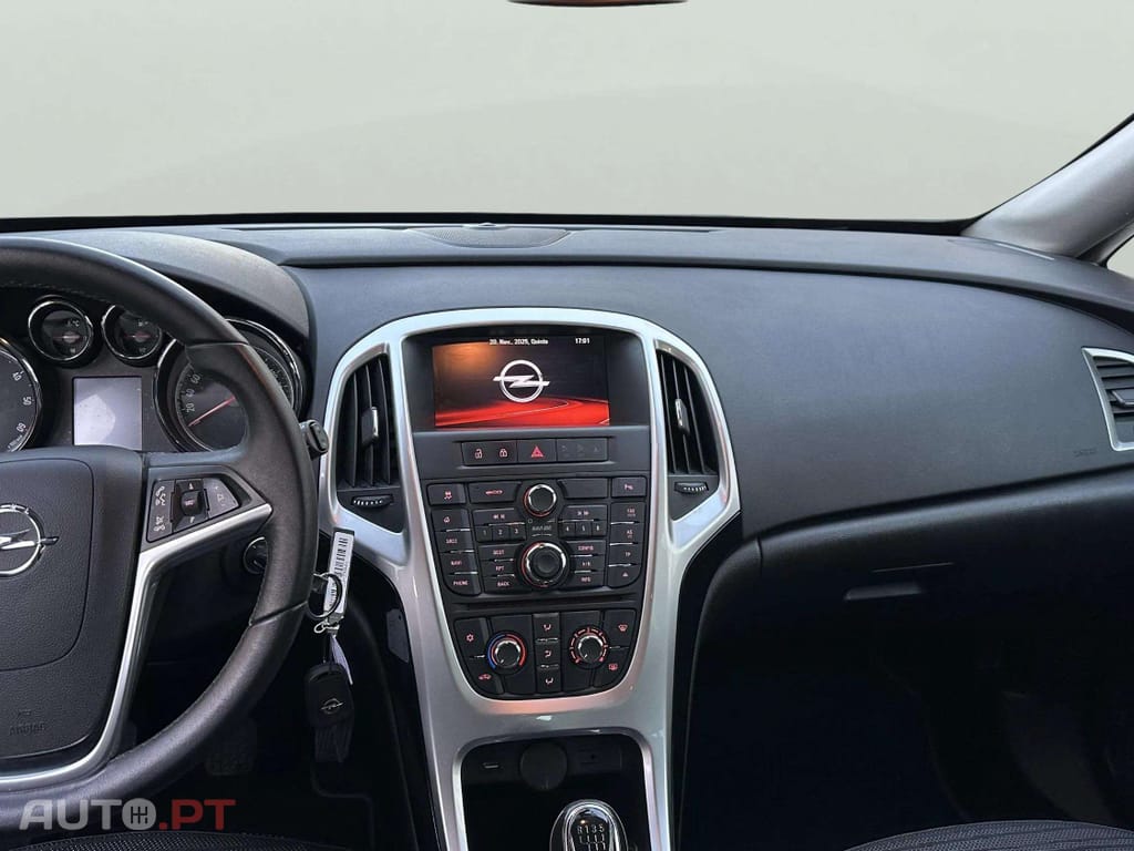 Opel Astra 1.6 CDTi Cosmo Star/Stop