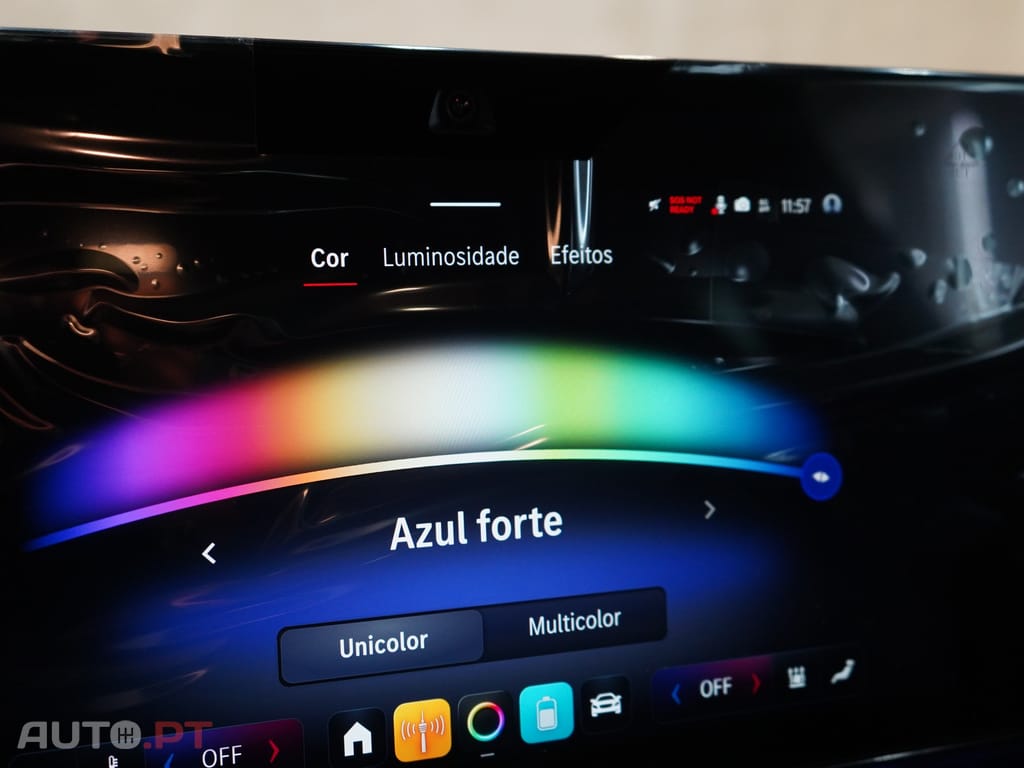 Mercedes-Benz CLA 250 com tecnologia EQ