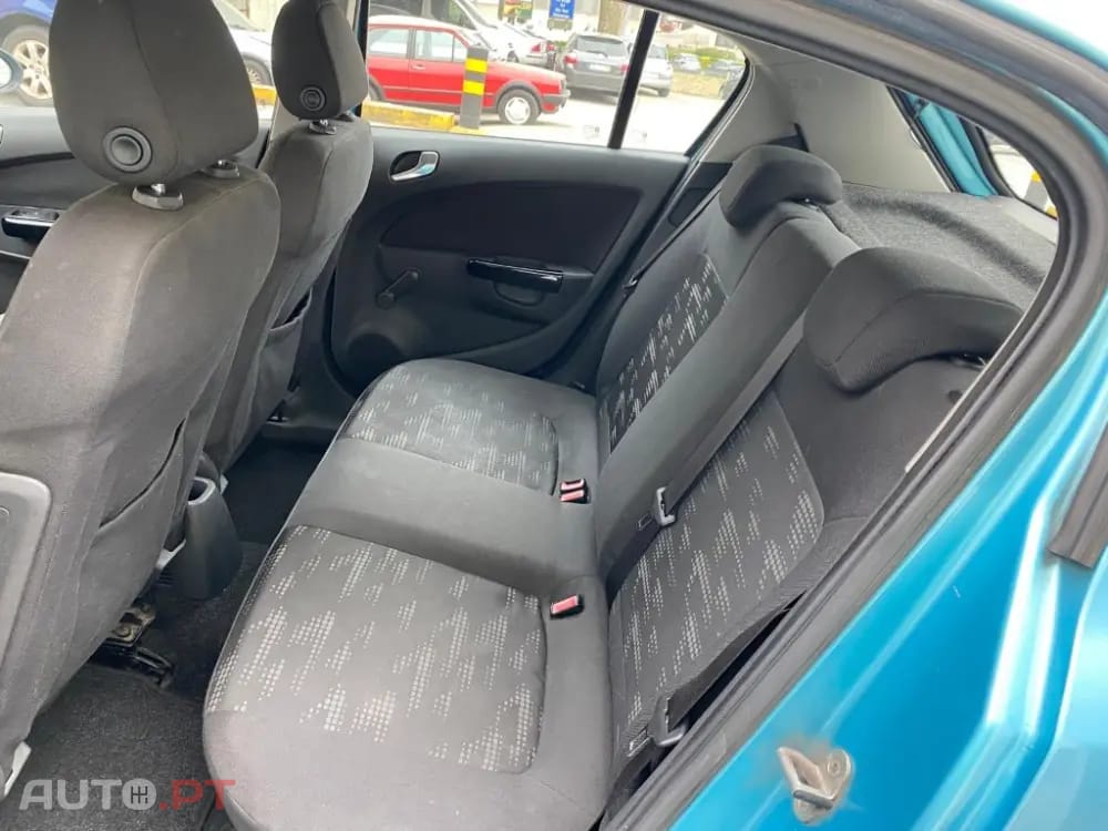 Opel Corsa 1.2 Enjoy