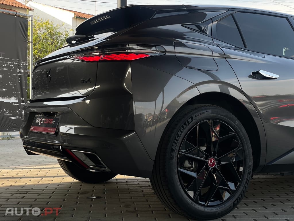 DS DS4 E-Tense Performance Line EAT8